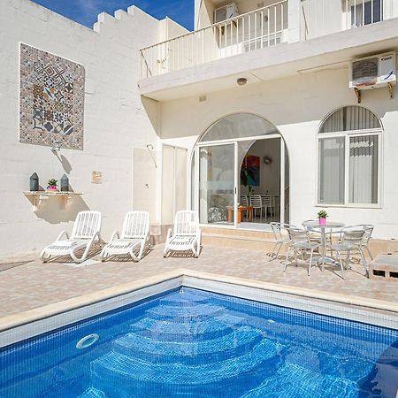 Phase Guesthouse Xewkija Екстериор снимка